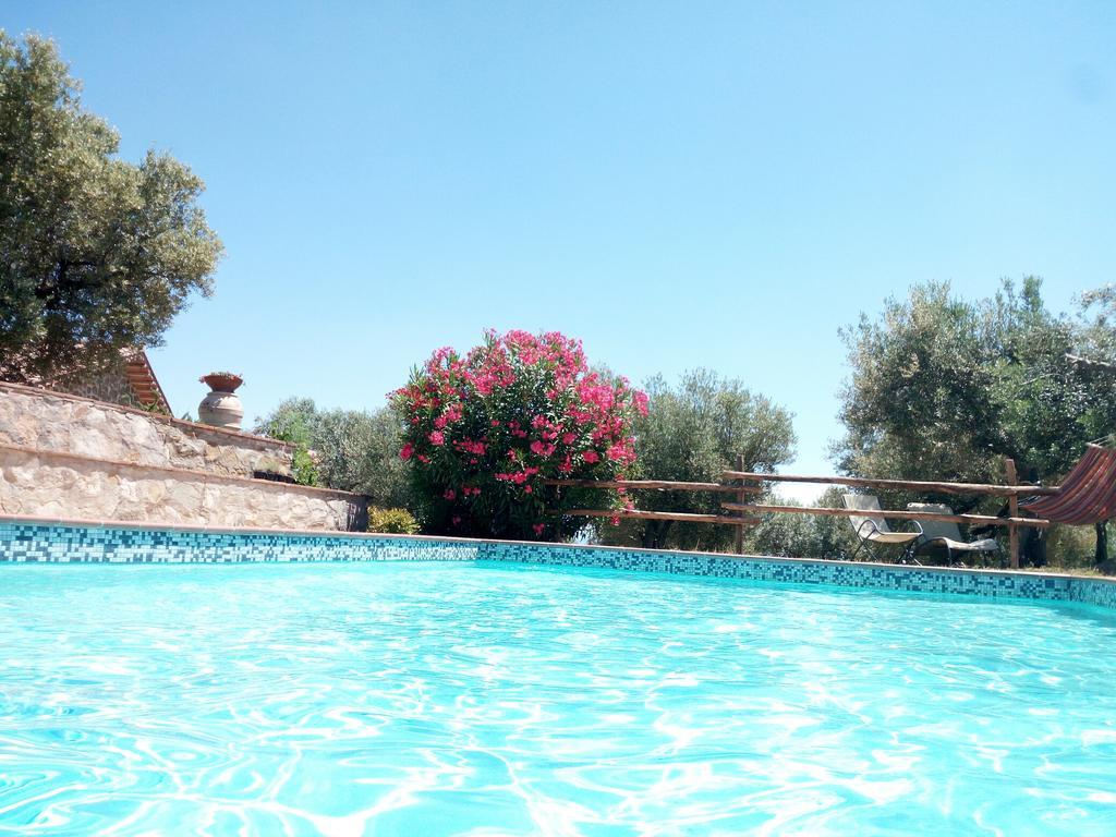 Podere Schioppello Casale Con Appartamenti Privati Cibottola Eksteriør billede