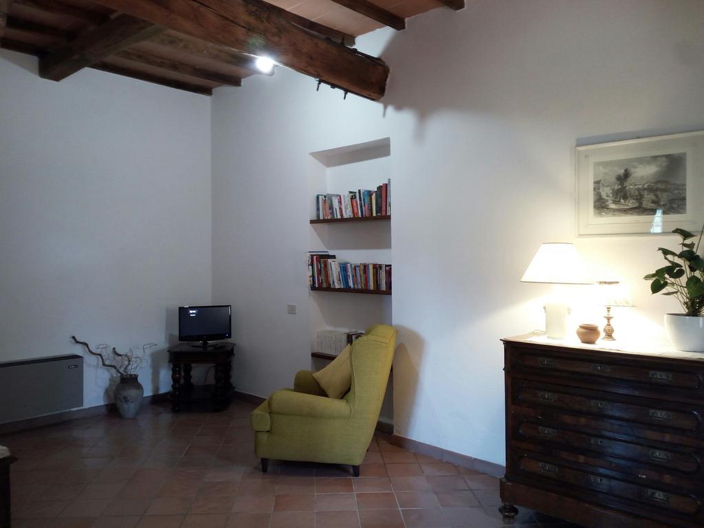 Podere Schioppello Casale Con Appartamenti Privati Cibottola Eksteriør billede
