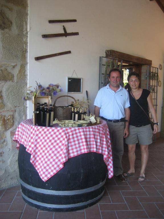 Podere Schioppello Casale Con Appartamenti Privati Cibottola Eksteriør billede