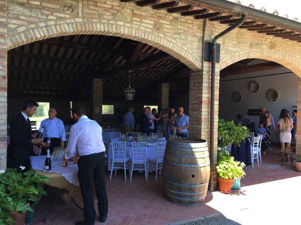 Podere Schioppello Casale Con Appartamenti Privati Cibottola Eksteriør billede