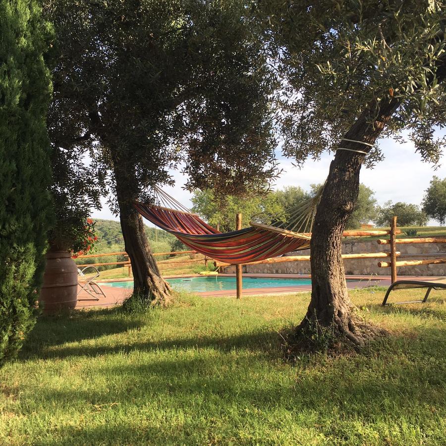 Podere Schioppello Casale Con Appartamenti Privati Cibottola Eksteriør billede