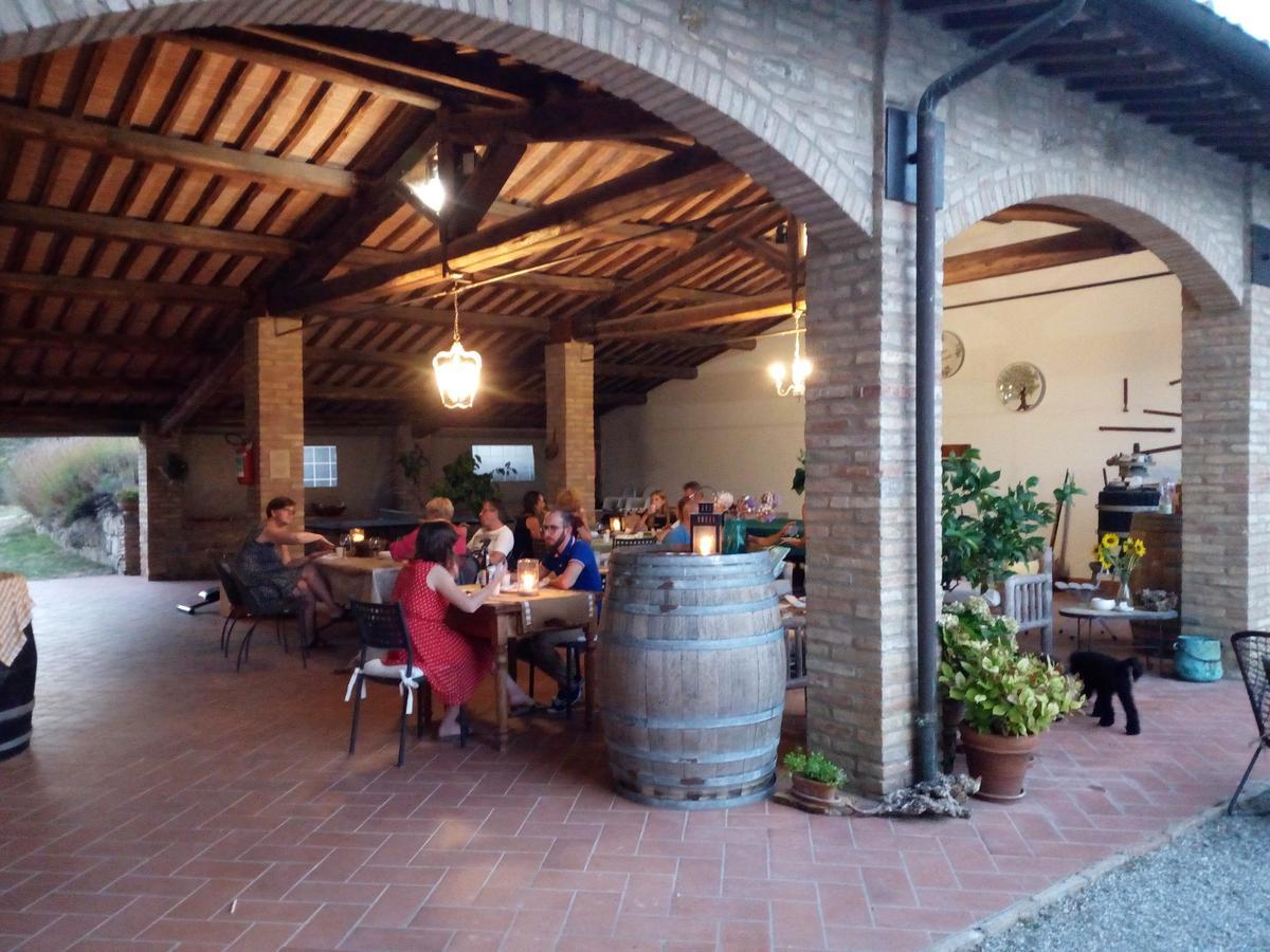 Podere Schioppello Casale Con Appartamenti Privati Cibottola Eksteriør billede